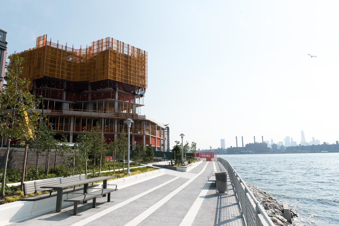 Waterfront Park Opens at Greenpoint Landing Bklyner